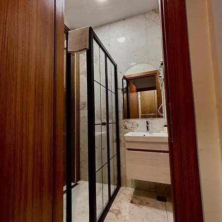 Galata Calm Tale Otel 3*