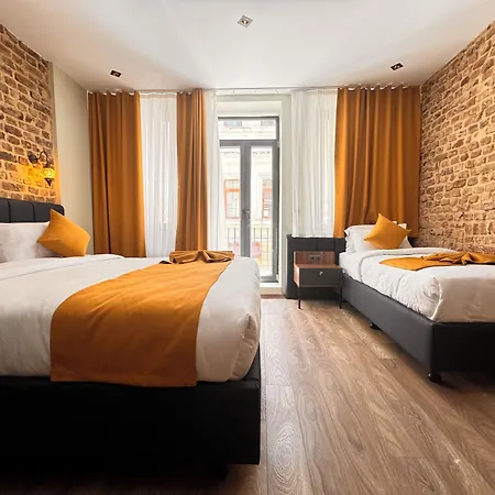 Galata Calm Tale איסטמבול