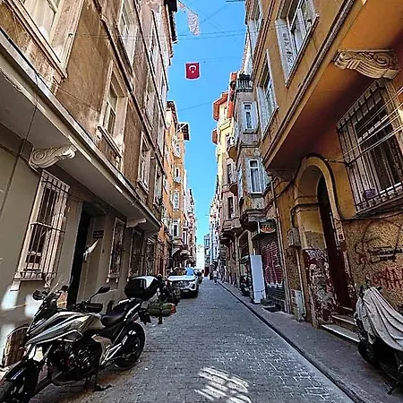 Galata Calm Tale Hotel 3*