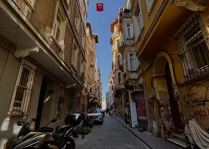 Galata Calm Tale Κωνσταντινούπολη