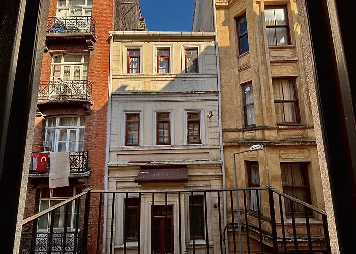 Ξενοδοχείο Galata Calm Tale 3*